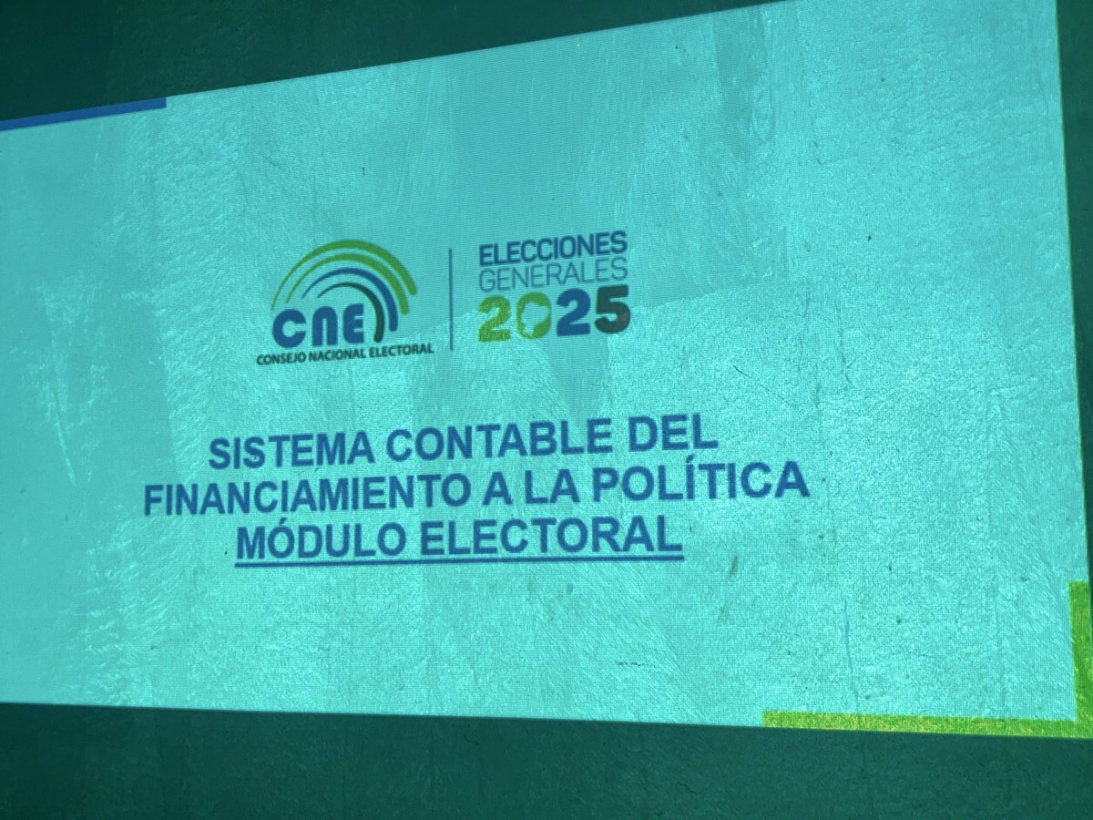 CNE_ElOro's tweet photo. 🤝 Fortalecemos una participación política responsable en el marco de las #Elecciones2027Ec y #CPCCS2027. 

Capacitamos a una organización política sobre el sistema contable del financiamiento político, promoviendo el cumplimiento de la normativa vigente. https://t.co/25L5urXumG