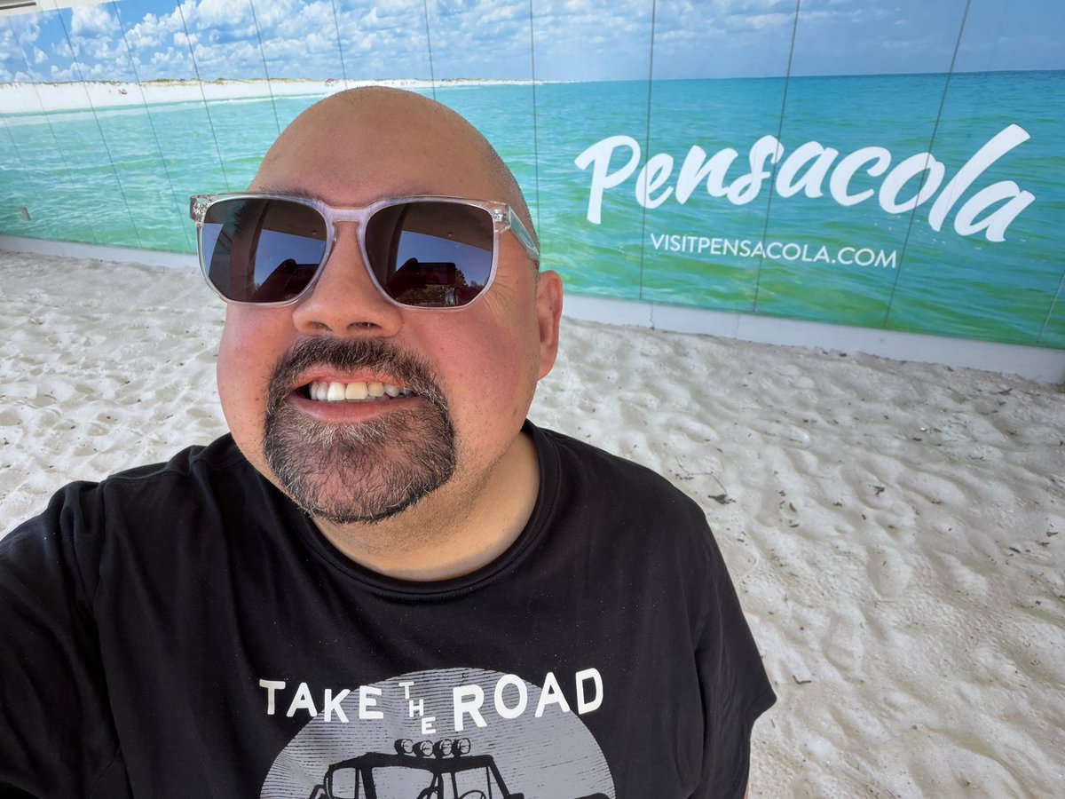 fluffyguy's tweet photo. Florida is always a good time. 1 more show then back to Texas 🤠 https://t.co/uc8UueXeYw