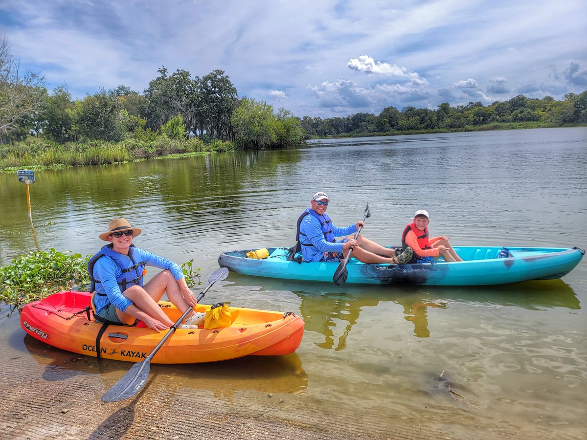 PinkysKayak's tweet photo. 🌊 Happy National Public Lands Day from Pinky’s Kayaks! 🚣‍♀️

Our public waterways are shared treasures, ours to explore, enjoy &amp; protect. 💚

Thanks to our wonderful customers for paddling with us today! Let’s keep the bayou wild, clean &amp; beautiful. 🌿

#NationalPublicLandsDay https://t.co/Uc28931Xj9