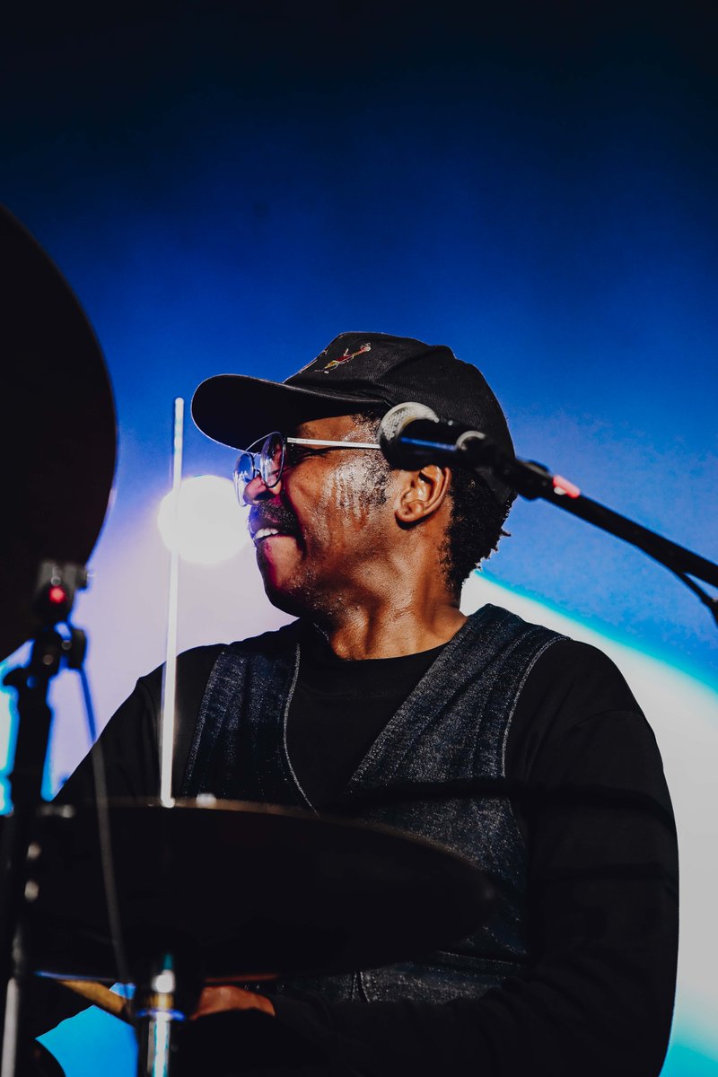 JoyOfJazz's tweet photo. Tumi Mogorosi presented Thank You For Your Service Quartet with a powerful and captivating performance featuring Soweto Kinch, Neil Charles and Maxwell Baloyi. The result was a remarkable meeting of musicianship, rhythm and expression.
#JazzReignited #SBJOJ2026 #TakeMeThere https://t.co/7oNFgfkqex