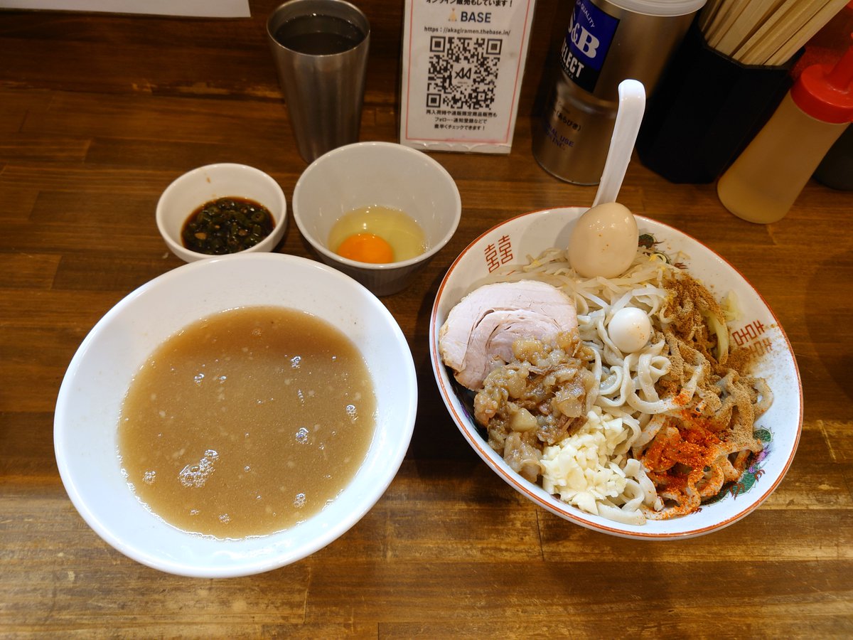 k8a2i8's tweet photo. 2026.09.26  夜の部🌃
男気らーめんアカギ 桐生本店
●つけ麺(300g)
 ※ニンニク少なめ
✦味玉🥚、つけたま🥚、青唐辛子🌶️

つけ麺が終了する前に食べ納め😼
今日も最高に美味しかったです🤤
江積くん、りょうまさん
ごちそうさまでした🙏 https://t.co/pjIOZKY00L