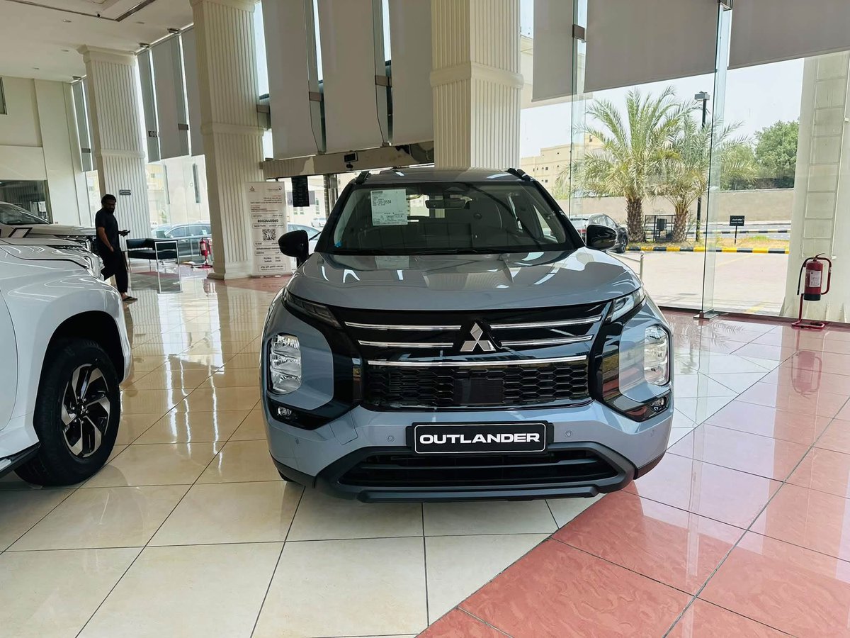 JooAutomobile's tweet photo. #ميتسوبيشي اوتلاندر 🚘
موديل 2026 فئة بلاك سام 💯
محرك 2.5 لتر دفع رباعي 🛞
نوع الوقود بنزين ⛽️
السعر لدى الوكيل الحصري 135711 ⃁ 
https://t.co/iLVuRC7UeX 🌎 https://t.co/8FQ4iT6U8i