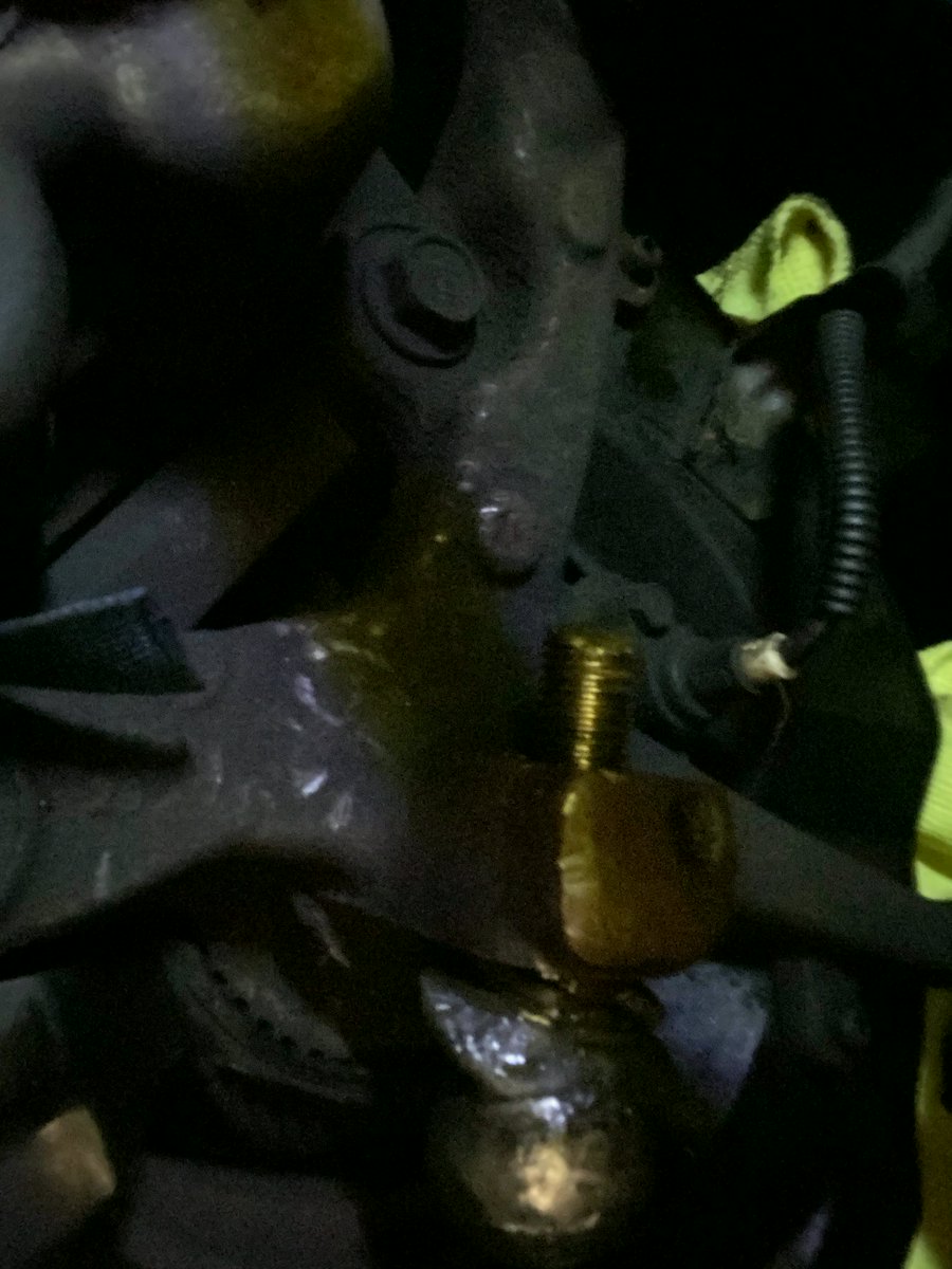 chevallier8q1's tweet photo. Update on ball joint
#SUV #FortressName https://t.co/K7DkIwFWvZ