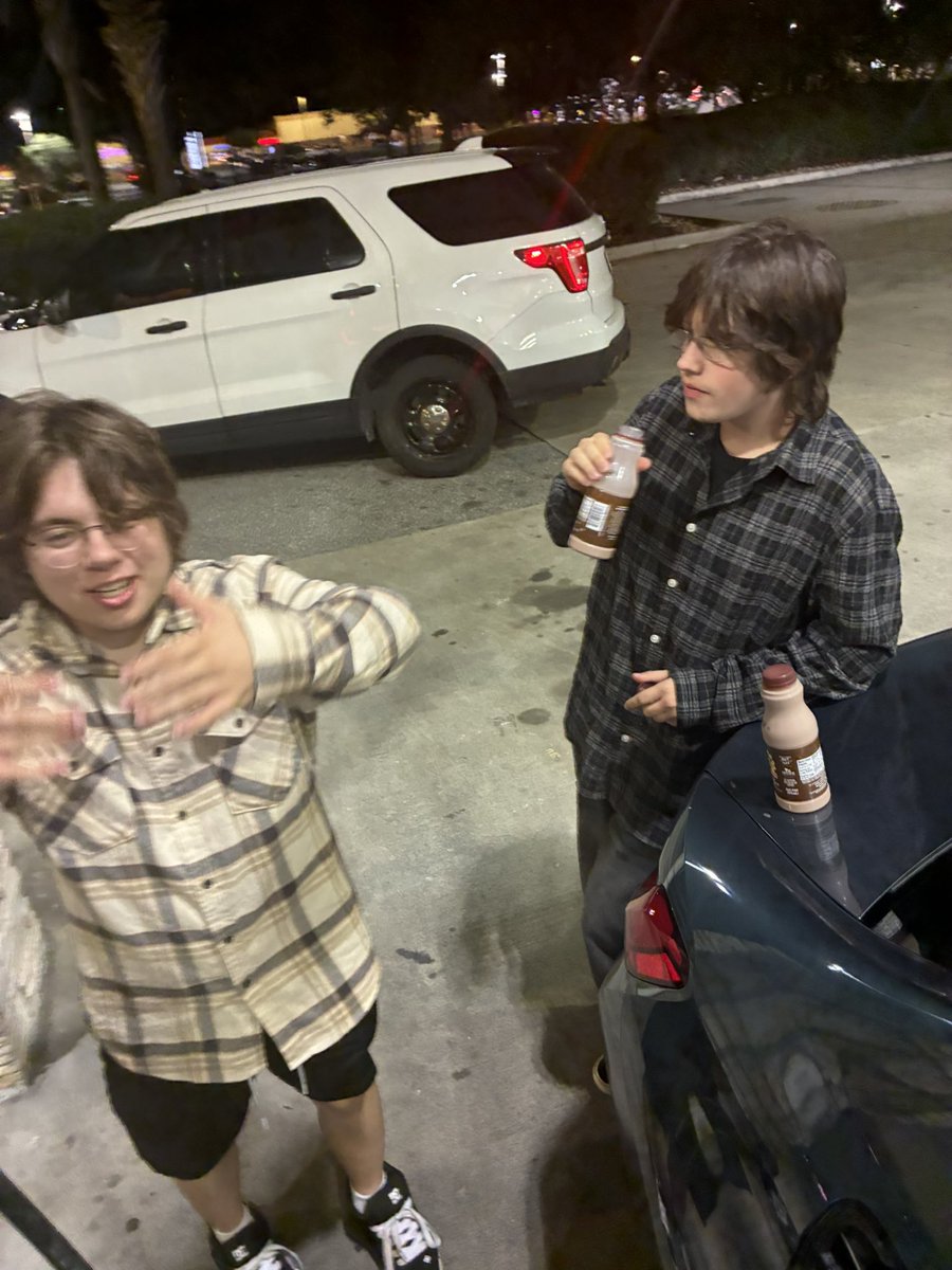 1hellnight's tweet photo. https://t.co/0ETVhK8UEx