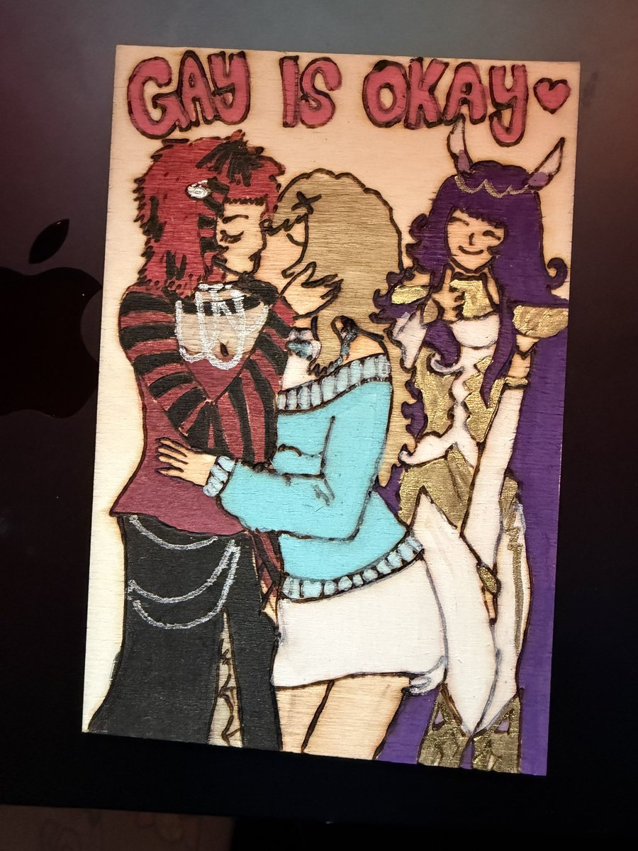 catcalyxx's tweet photo. didi count your days because this took 3 months to arrive (i'm joking im very pleased with your customer service im just an asshead) YURI!!! #ITWY #originalcharacter https://t.co/CwucFYMmsT