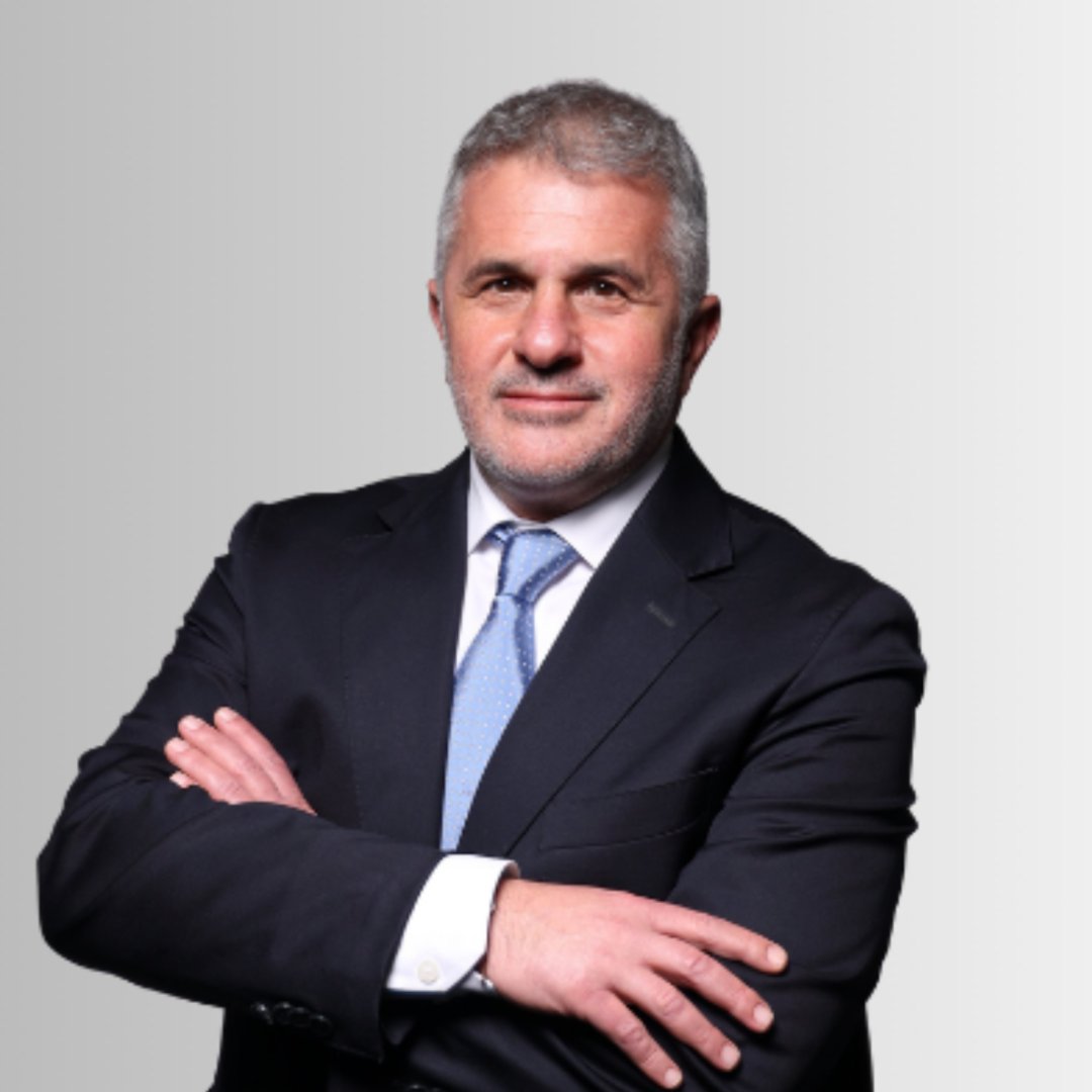 pusholder's tweet photo. Fon soruşturmasında, Tera Yatırım CEO'su Emir Münir Sarpyener ve Tera Portföy Yönetim Kurulu Başkanı Erdin Özel hakkında yakalama kararı çıkarıldı. https://t.co/xGwkYD8myl