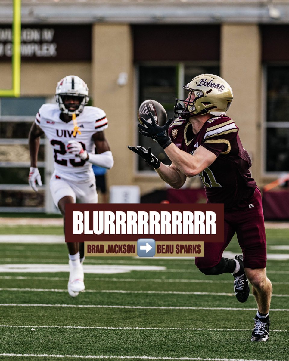 TXSTATEFOOTBALL's tweet photo. Gone for 63⚡️

#EatEmUp https://t.co/A3kEfct5ue