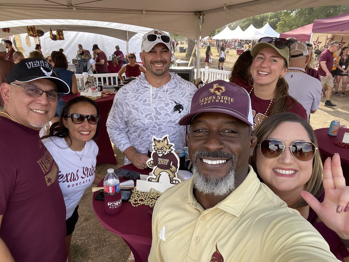Thunder_06's tweet photo. #Bobcat Football @TXSTATEFOOTBALL @txstatealumni https://t.co/XDBv76IRP5