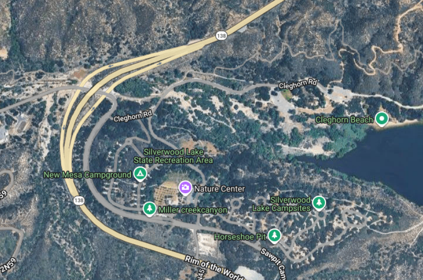 engineco16's tweet photo. #SilverFire 1/2 acre, MROS, light-medium fuels, inside Lake Silverwood State Park, one structure involved, potential for 10 acres. Hwy. 138 x/Cleghorn Rd. Lake Silverwood, San Bernardino County. @CALFIREBDU @SanBernardinoNF https://t.co/jVrHZbi8rc