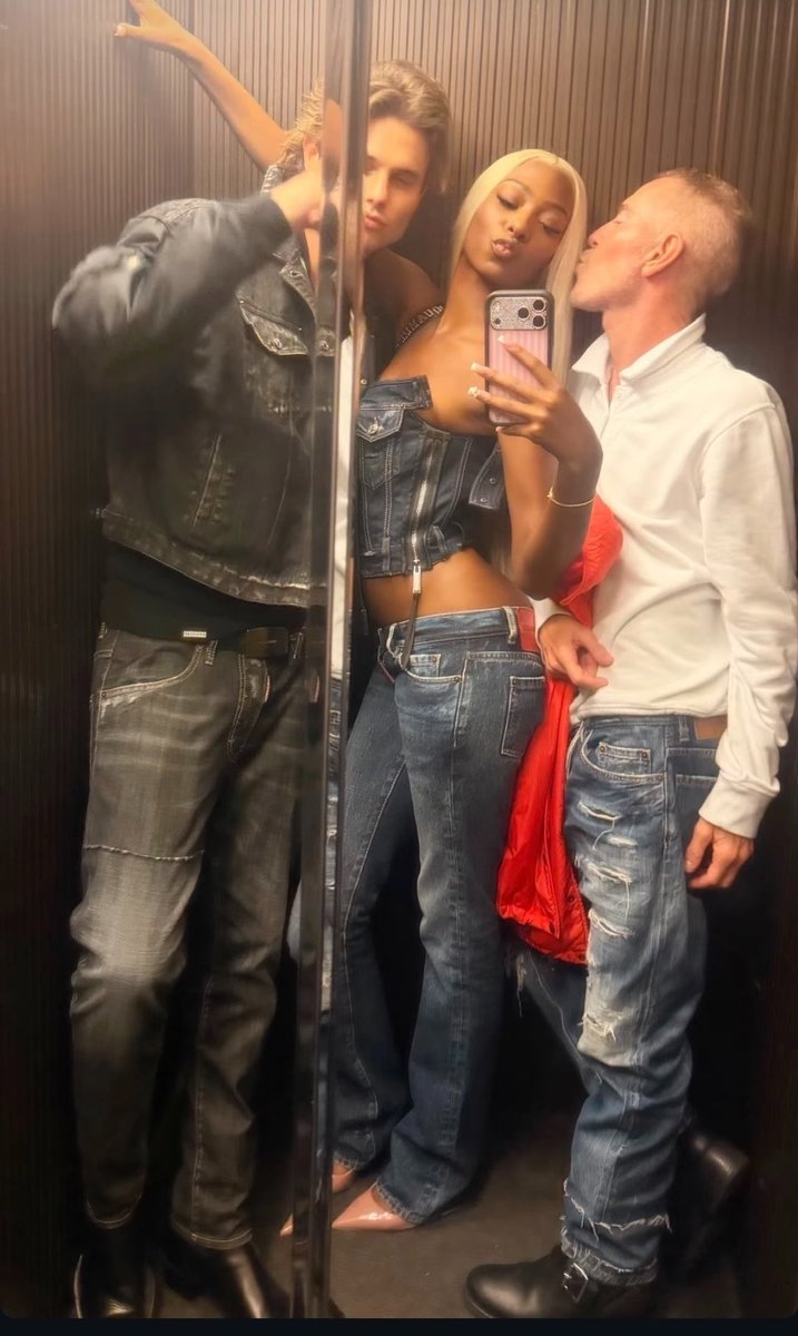 brinitybase's tweet photo. Trinity and Bryce in new photo with the Creative Director of DSquared2. https://t.co/CW7irRa7gq