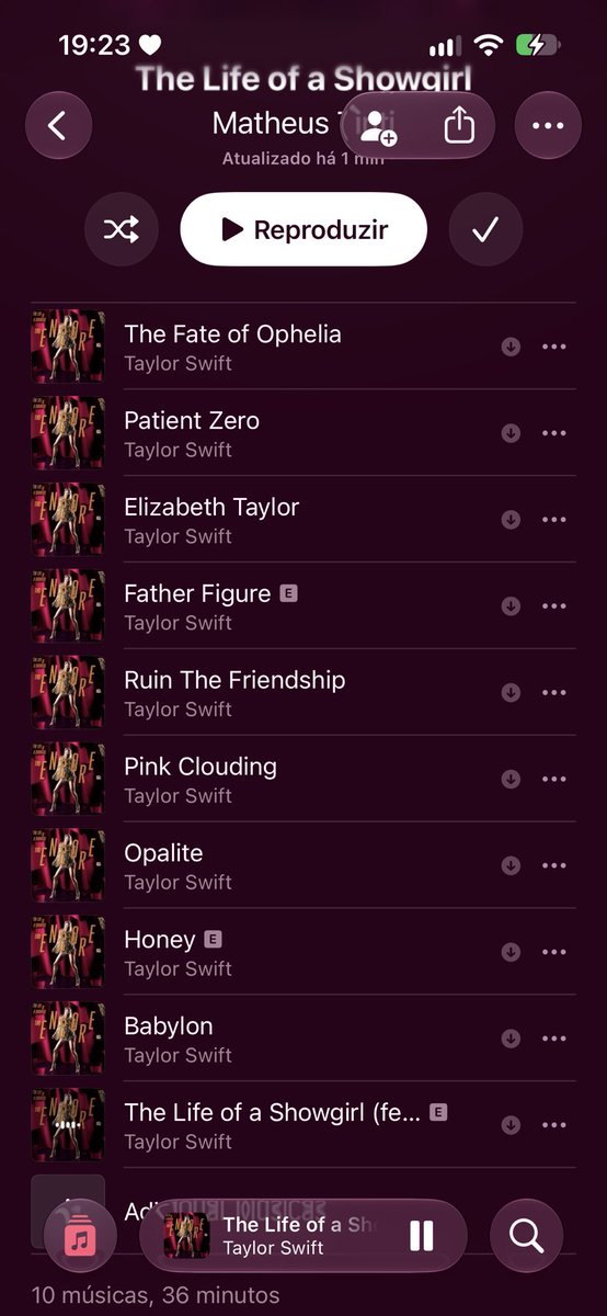 MagnusTauri's tweet photo. Se a tracklist do Showgirl fosse assim ainda não seria aclamado como o Midnights e 1989, mas com certeza não seria massacrado pela crítica e nem pelo público. Então Taylor… é só aprender a filtrar as músicas boas e descantar as bombas. https://t.co/7PCIGK9VjQ