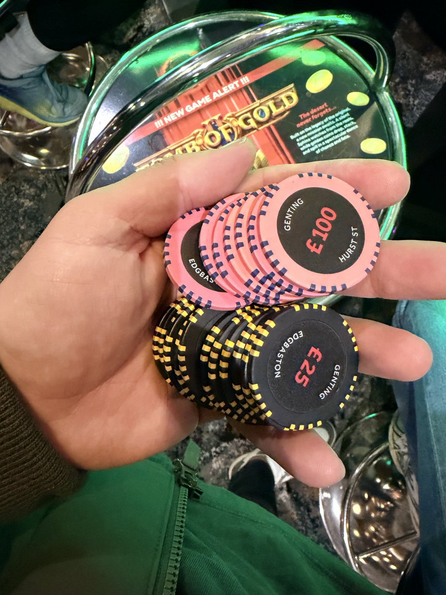 ShaunPatrickUKG's tweet photo. Boshhhhh #casino #wining https://t.co/sqRhP25bzA
