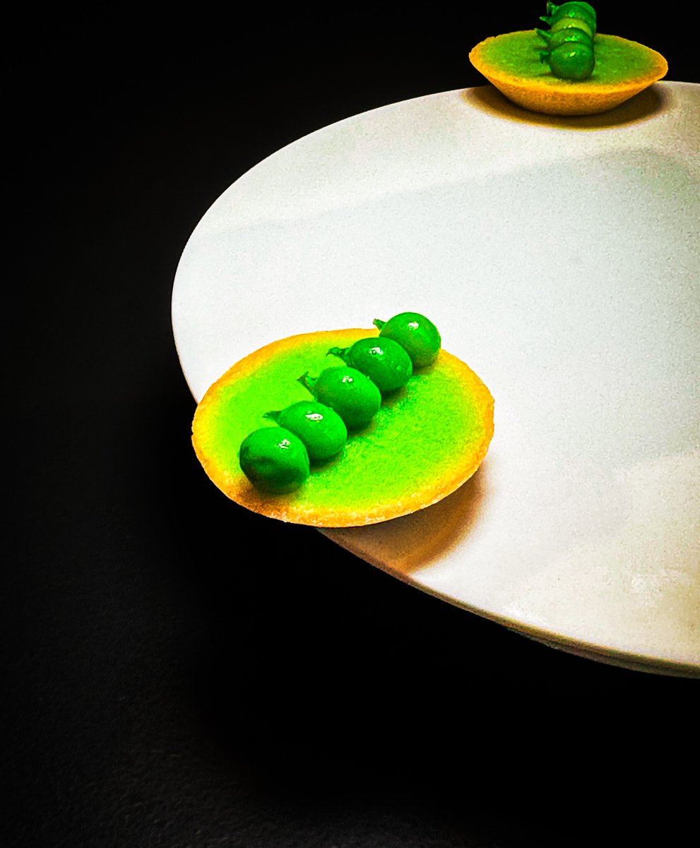 AzucenaKinde's tweet photo. Fu He Hui 福和慧! Two Michelin Stars, No. 11 on Asia’s 50 Best Restaurants 2026, and a Two Diamond Black Pearl Guide restaurant. Its vegetarian fine dining celebrates Chinese agriculture, seasonality, and time-honoured techniques. The Spring Menu https://t.co/tKFieeCGzq