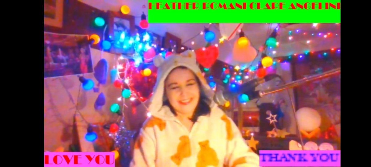 paupoljr's tweet photo. Cosy night on stageit with @HromaniAngelini https://t.co/Mk9oVx2vhD