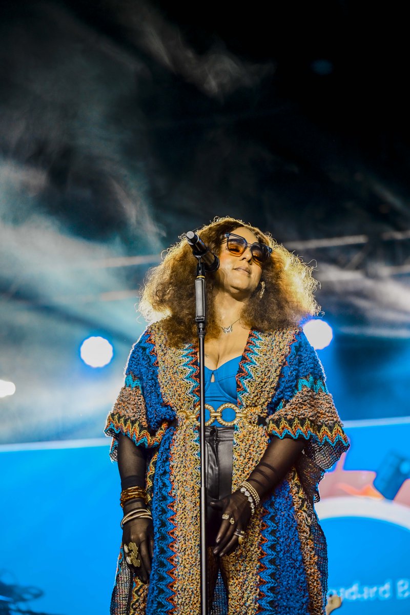 JoyOfJazz's tweet photo. Floetry brought their distinctive sound and captivating presence to the Mbira Stage, delivering a powerful performance that celebrated soul, poetry and musical connection. The audience was completely immersed in the moment, they sang & danced.
#JazzReignited #TakeMeThere https://t.co/5krxvRCTS0