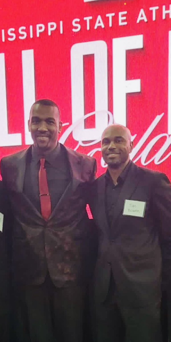 tjbowers15's tweet photo. Had the pleasure of celebrating with my brother from another in his MSU Hall of Fame Induction! Much deserved bro! Stamped forever! #HailState #Dawg4Life #IYKYN #AGuy 🏀 https://t.co/uFhw3y8Fez