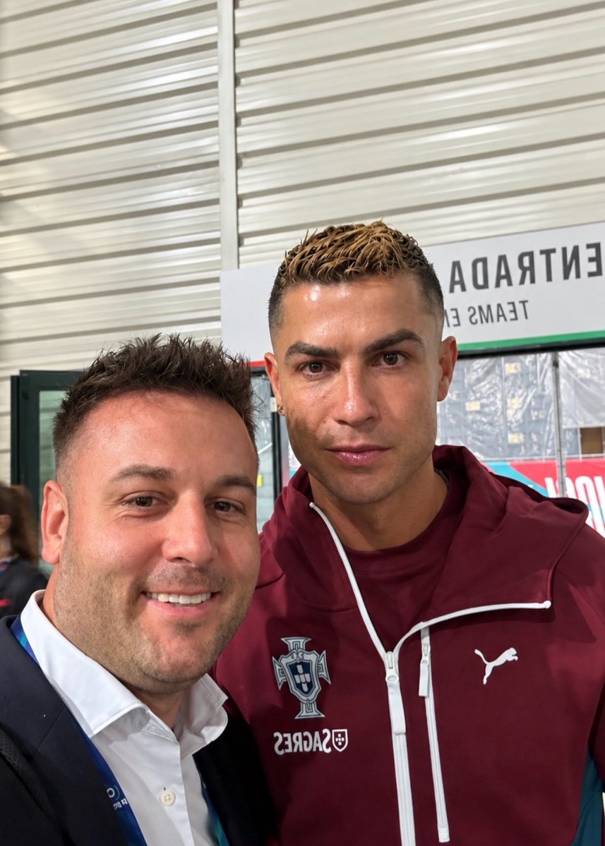 CallHimGoat's tweet photo. صورة في الألبوم من المغرب..

ترددت اغردها لوجود شك 99% بأنها ذكاء اصطناعي

لكن لا اريد ترك 1% مجال للخطأ https://t.co/b6MmCK2REZ