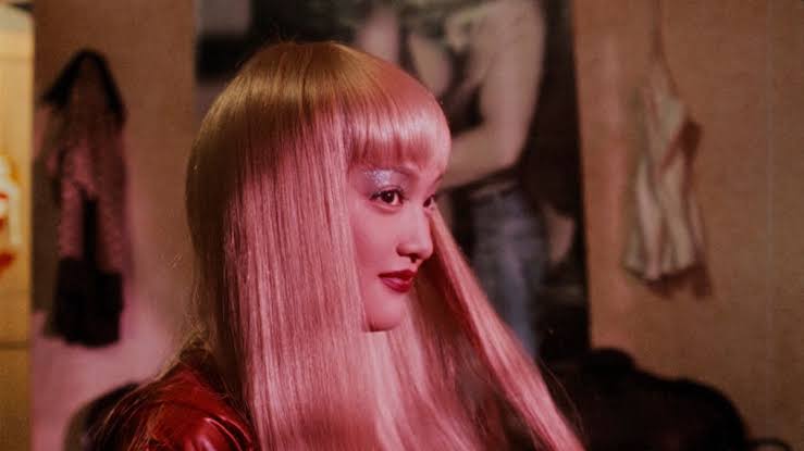 zhenhuanjie's tweet photo. zhou xun as the og manic pixie dream girl in suzhou river (2000) https://t.co/ubDa48a7tW