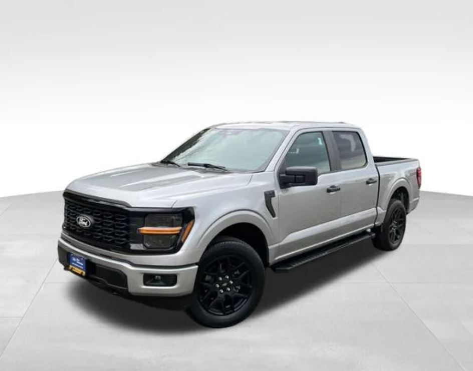 lombardford's tweet photo. A 2024 F-150 STX with just 16,000 one-owner miles.
This 4x4 SuperCrew features the STX Black Appearance Package, Mobile Office Package, ToughBed bedliner and 325-hp 2.7L EcoBoost V6.
More: https://t.co/kwHwAcopxo
#LombardFord #FordF150 #F150STX https://t.co/wXWQ9DhiK0
