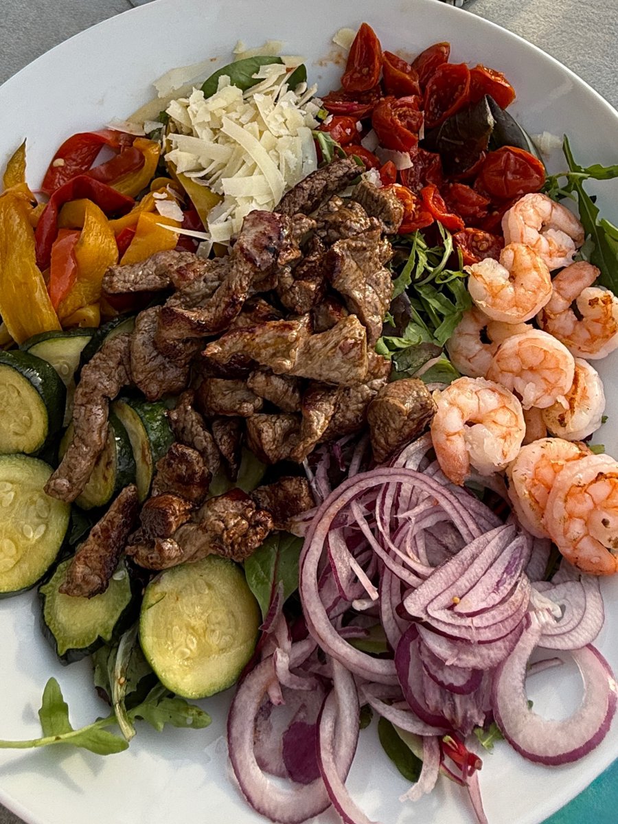 LetishaStefagk's tweet photo. You don’t have to eat perfectly to take good care of yourself. Balance will always beat perfection. Day 6 of our 21 Days Summer Challenge. The past few weeks have been all about experiencing and enjoying life: an unforgettable Extravaganza in https://t.co/EZWuH8QKU1
