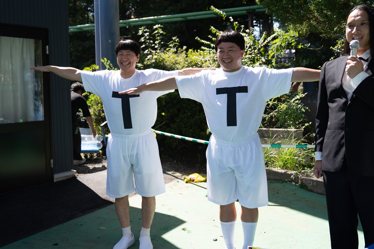 ariyoshinokabe's tweet photo. 有吉の壁 レギュラー最終回SP
30日水曜よる7時！

レギュラー放送から
6年半本当にありがとうございました！
ラストはおもしろ富士急ハイランドの人選手権🎢

番組を支えた壁芸人さん達が渾身のネタを披露
最後まで有吉さんを笑わせます！

人気?キャラクターも一夜限りの復活！
最後までぜひ笑ってください！