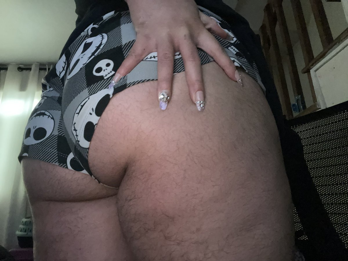 gxnslxt's tweet photo. miss me?
#nsfwtwt #findombrat https://t.co/9StYRD7SWt