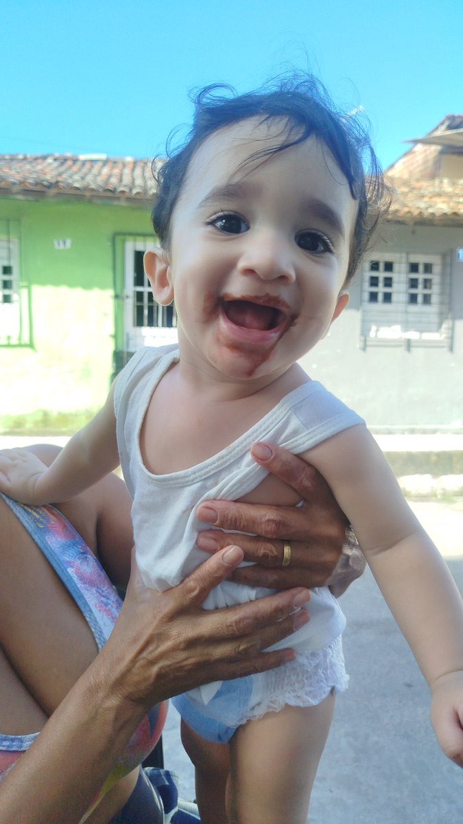 mfalimm's tweet photo. Deixar registrada essa imagem de quem amou o primeiro picolé 🫰🏻 https://t.co/u6S6Rdjloi