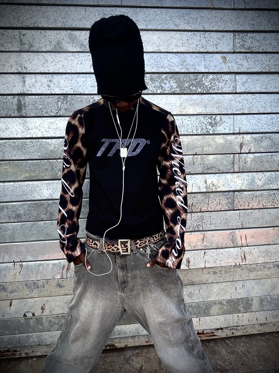 whoisTRD tweet picture