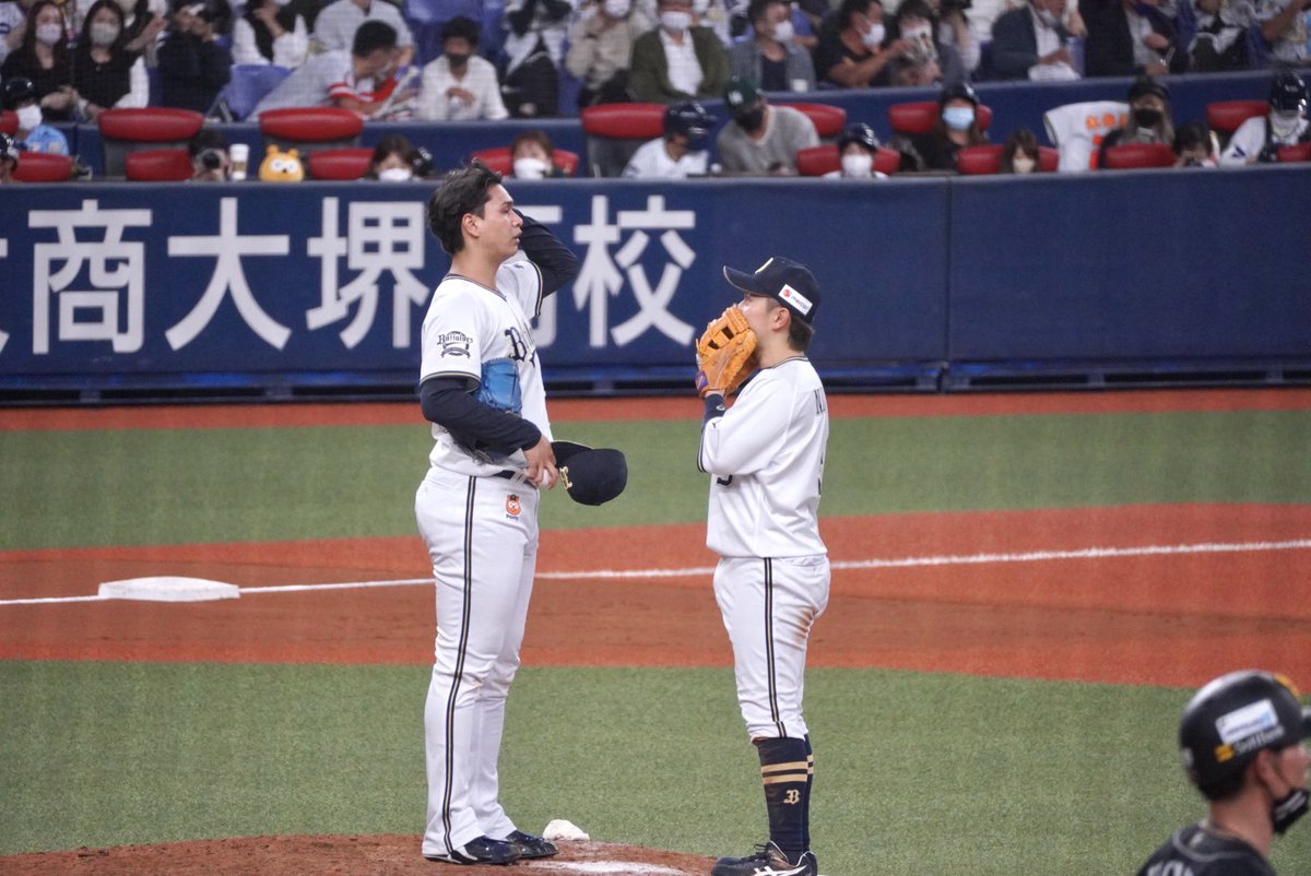 oripico2's tweet photo. 本当に最高のタイミングでピッチャーに声をかけてくれる人だった
#西野真弘 https://t.co/NT94fYFOLl
