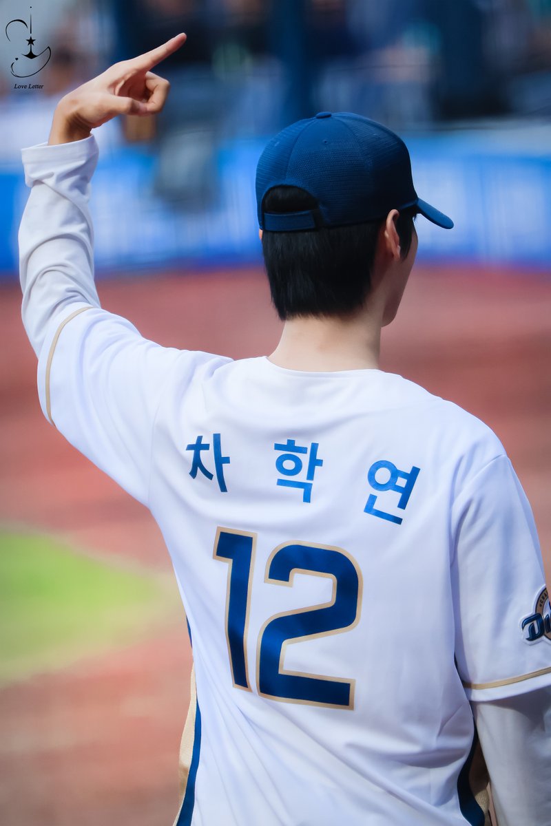 loveletter0524's tweet photo. 260925 NC다이노스 시구 엔 차학연

차학연 등번호를 모아~!모아~!

#빅스 #VIXX #차학연 #N #엔

@CHA_NNNNN https://t.co/4ME3TjMpeL