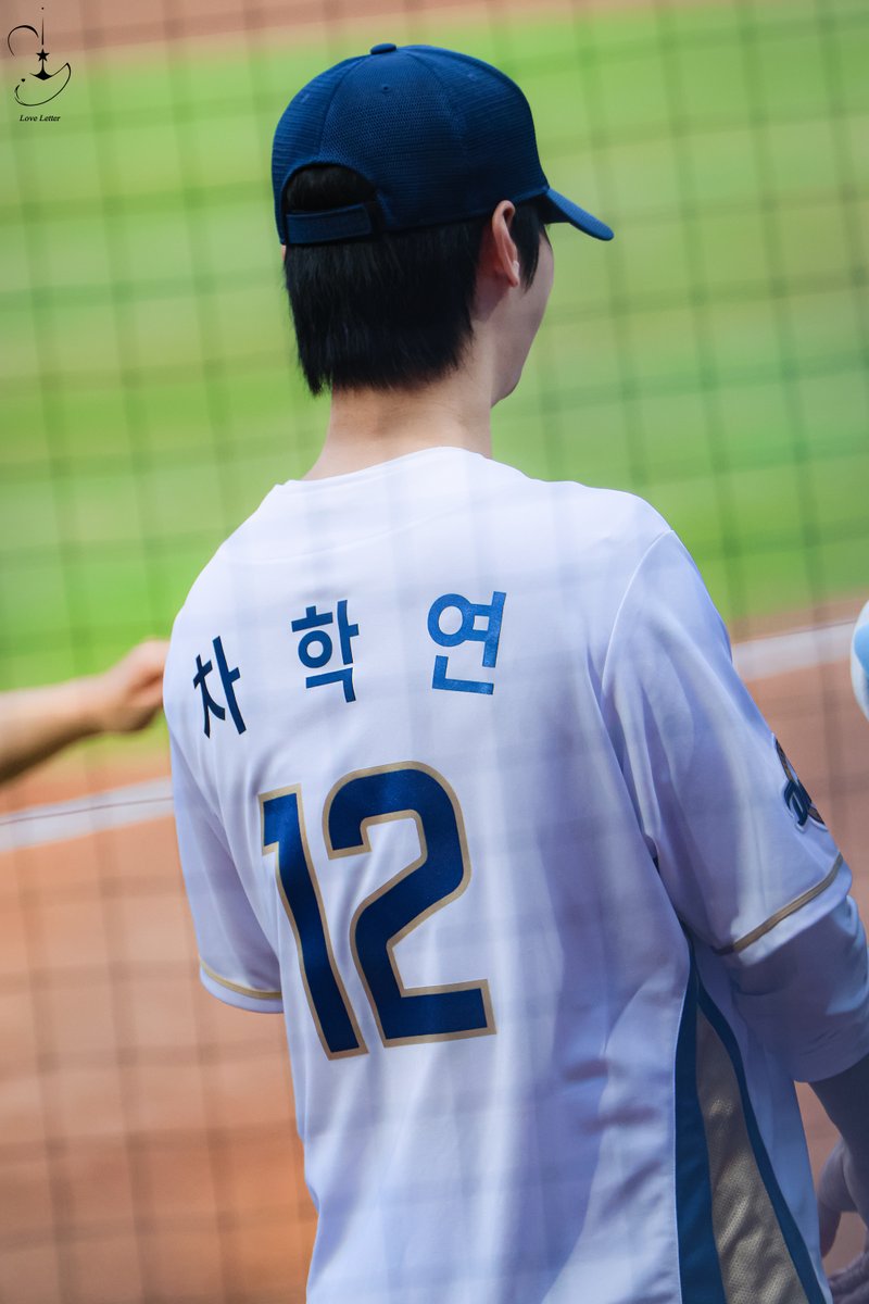 loveletter0524's tweet photo. 260925 NC다이노스 시구 엔 차학연

차학연 등번호를 모아~!모아~!

#빅스 #VIXX #차학연 #N #엔

@CHA_NNNNN https://t.co/4ME3TjMpeL