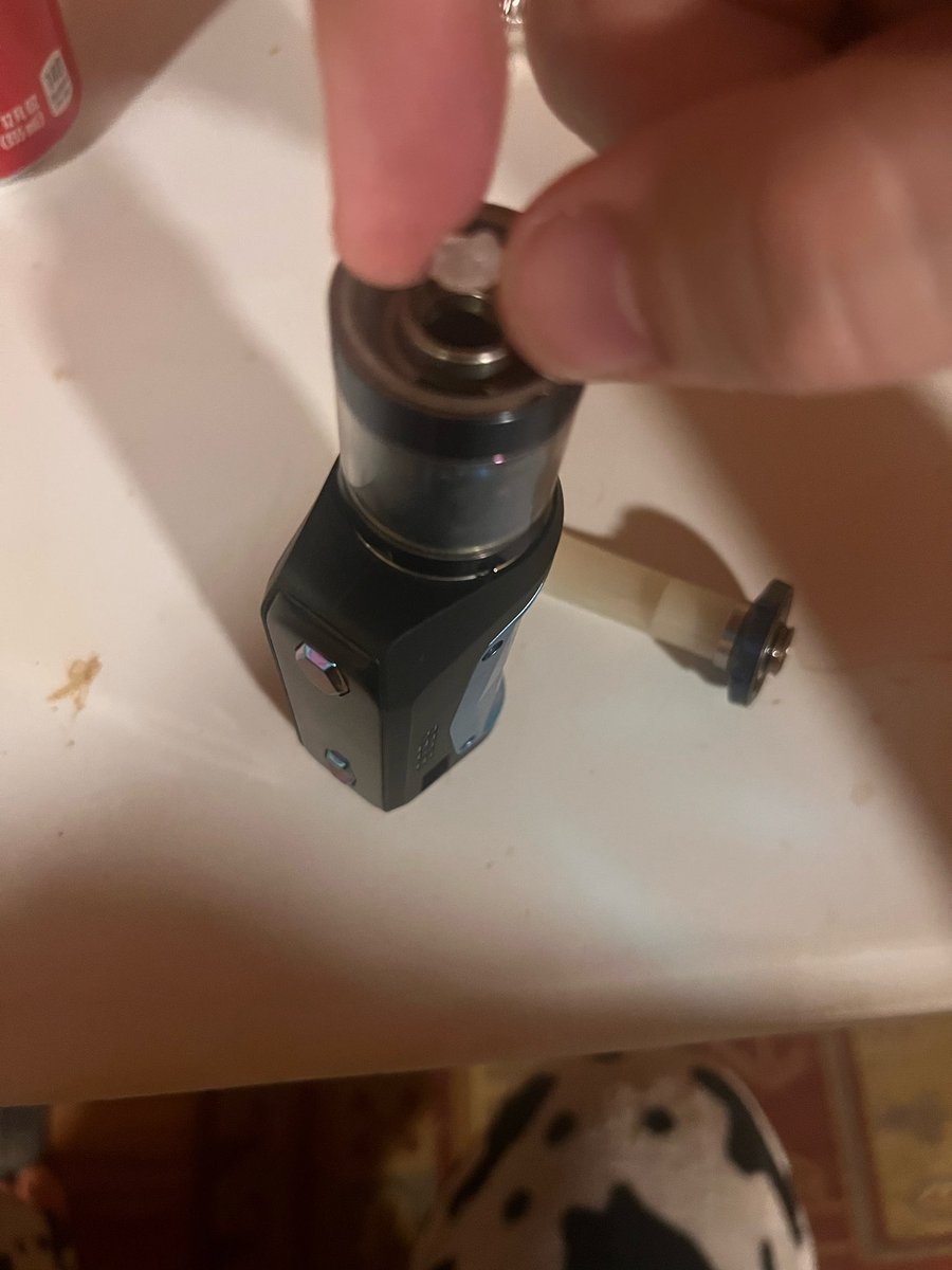 HowingFaggot's tweet photo. Do you drop THC and 5meoDMT powder onto cottonless coils with no e-juice whatsoever like I do?

I MIGHT add PG if I dont feel like holding my breath and want a quick-condensing vapor.

but I just hate how PG and VG aftertastes are, so I just rip bufo and weed diamonds raw https://t.co/OEBdrzIbcL