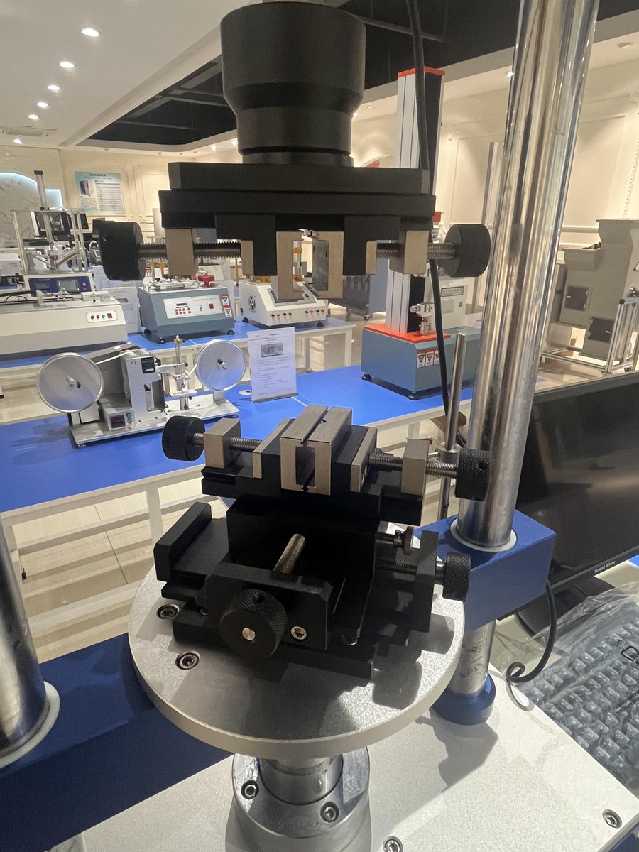 wnddnjs555's tweet photo. Today I tested the拔怖毕栏 with my team—its solid structure and smooth operation impressed everyone! https://t.co/R60XvtSnfT