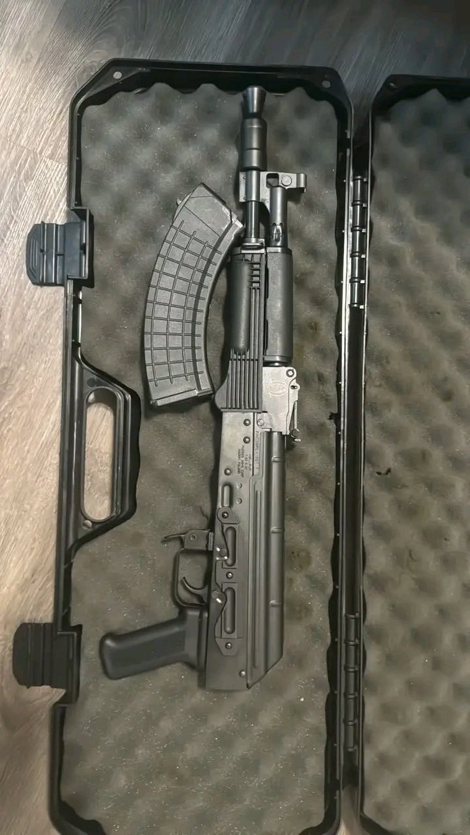 Kkmmm16483's tweet photo. AK 47 $800 shipped https://t.co/ZgJOyJFtoc