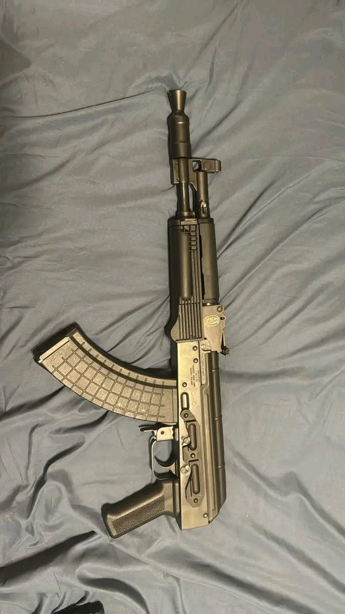 Kkmmm16483's tweet photo. AK 47 $800 shipped https://t.co/ZgJOyJFtoc