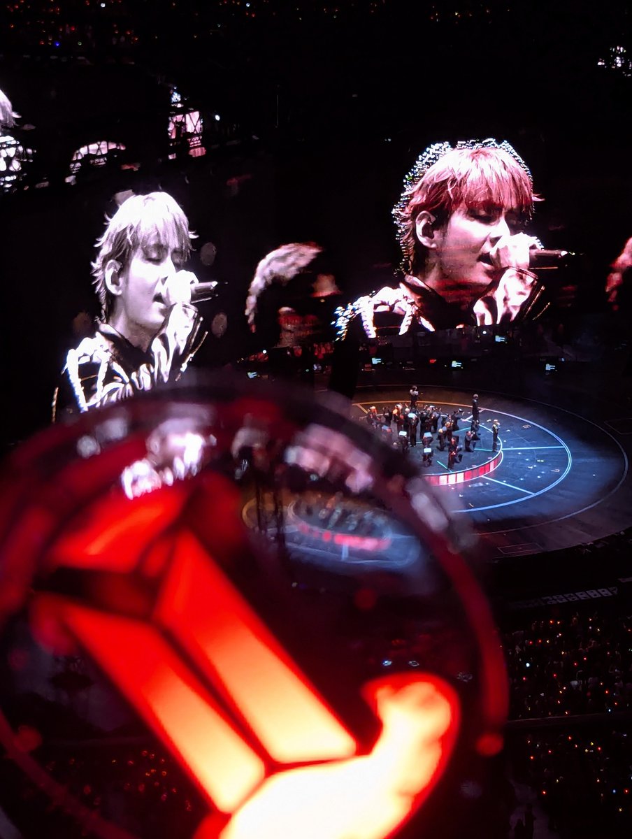 krhartist's tweet photo. @CoffeeDateBTS My fav photos from the night https://t.co/j1BeVA85uB