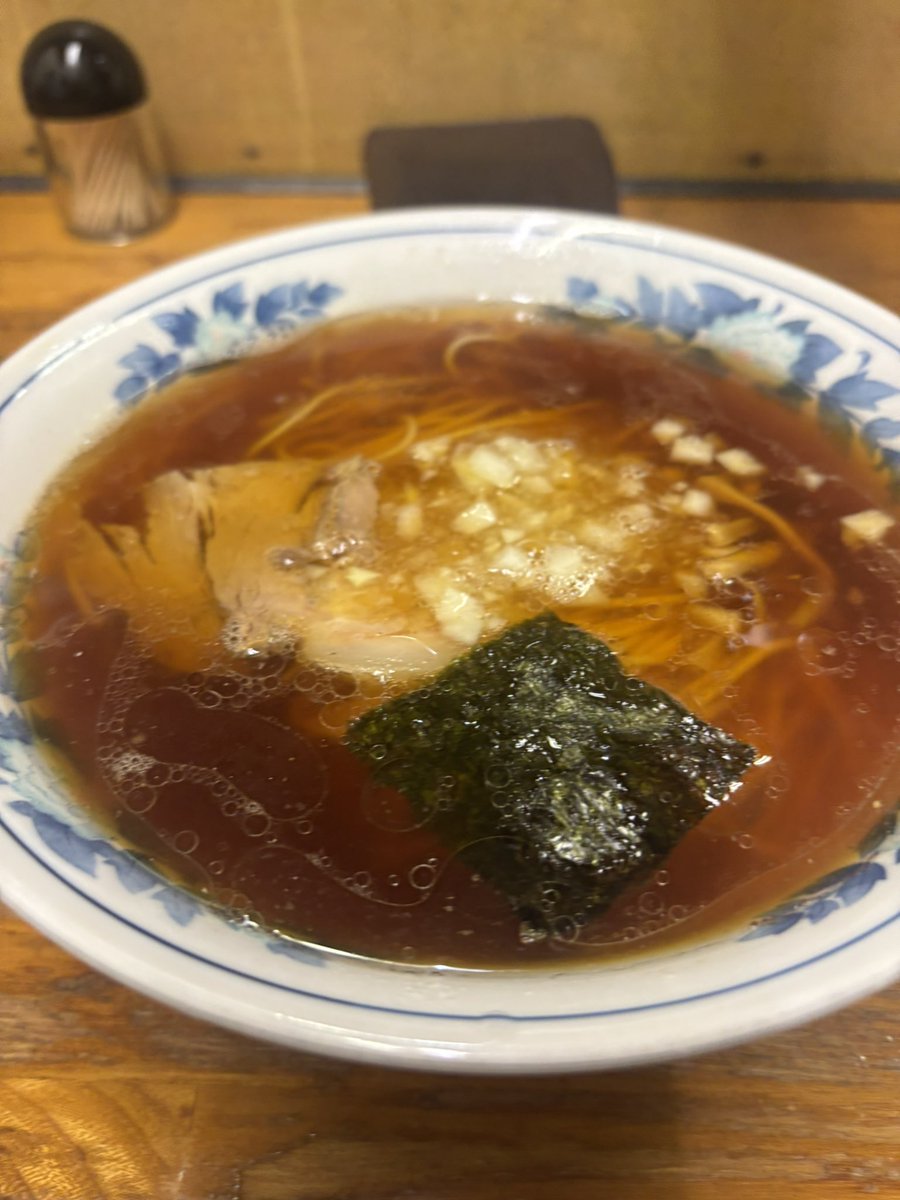kenji4913's tweet photo. この間八王子で飲み会後に食べたラーメン🍜
食べた記憶がありません😊
ちゃっかり写真は撮ってた🤣 https://t.co/9vQTTvWvlW