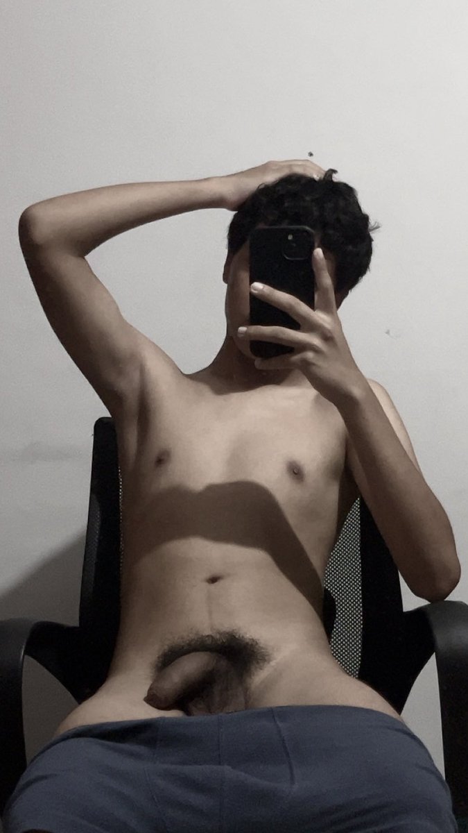 danjg08's tweet photo. Dormida           //            Parada
Cuál les gusta más? 🫣 https://t.co/vt1EgR0AvM