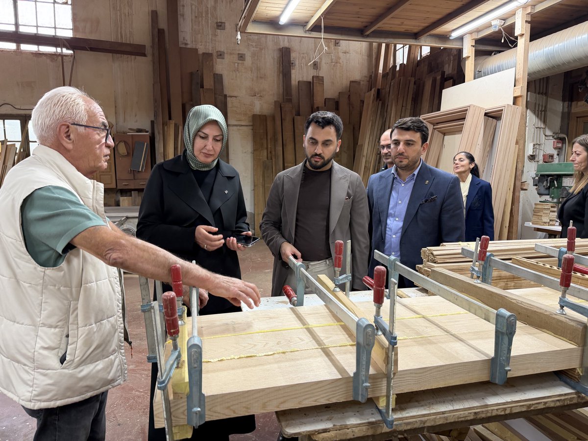 cesmeakparti's tweet photo. Vatan uğruna verdiği mücadele ve kahramanlıktan dolayı kendisine minnet-şükrân ve uzun bir ömür dileriz.
@Bilalsaygili @pinarozen76 @EmreNasr6 @avfatihselman https://t.co/JVDew1Ff2X