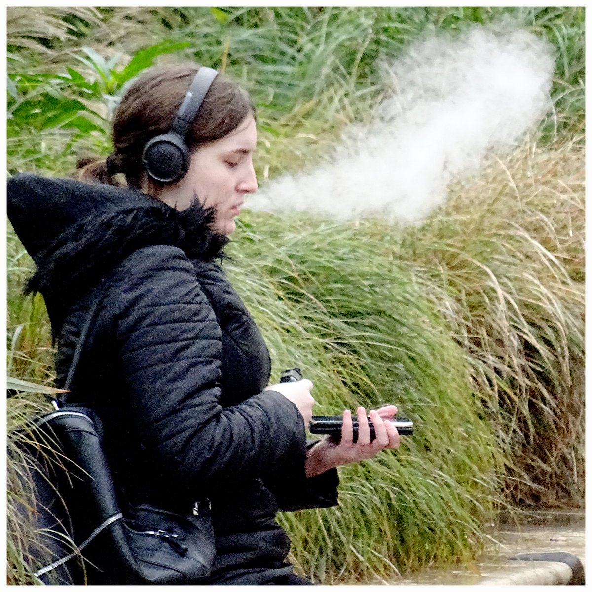 TR6STD3ACID's tweet photo. Vaping
#streetphotography #photography #street #streets #StreetStyle #people #woman #women #image #images #picture #pictures #public #chance #encounter #encounters #candid #random #photojournalists #photojournalist #documenting #subject #subjects #reporting #reporters #reporter https://t.co/C71g5Aw8W5