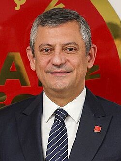 uluser01's tweet photo. Her zaman eline böyle joker gelmez. 
@eczozgurozel
Açacaksan aç elini. https://t.co/ECgjqmqpxk