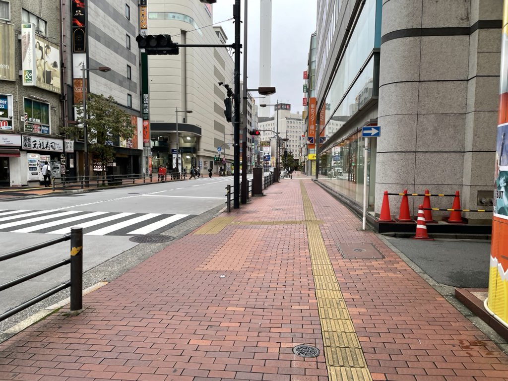 flutton's tweet photo. 8時前の池袋は静かだなぁ https://t.co/yo9F87JKxt