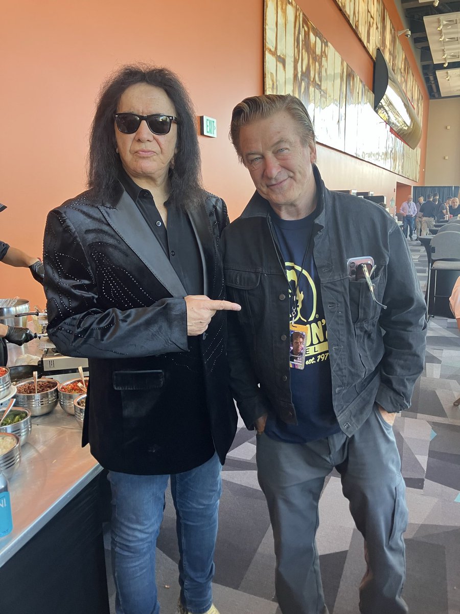 genesimmons's tweet photo. Alec Baldwin. https://t.co/hGzWMJx1Bh
