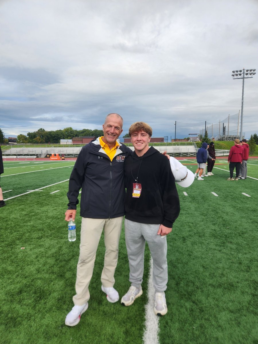 carter_muth40's tweet photo. Had a great time on my visit to @BloomUFootball. Thank you @SheptockFrank for the invite! Loved getting to see my guy @WolfeJustin3 ball out today!! https://t.co/mu5RYLzFi5