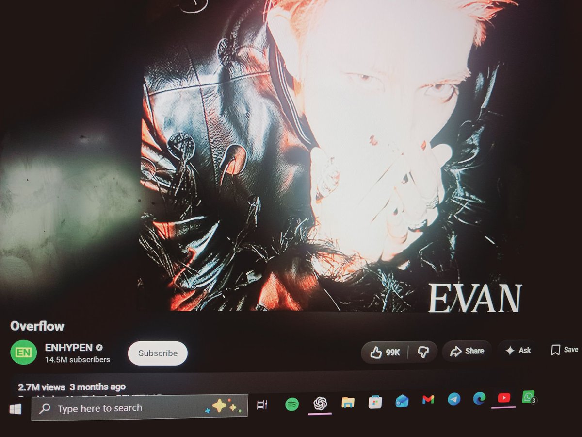 Just_Evan1015's tweet photo. ⚠️ Awareness Post⚠️

If you're seeing the same thing in the pic pls pause streaming for a while. 
Cuz apparently the streams will count for another artist instead of EVAN. We need to wait for this issue to get fixed asap
Stream on other apps instead of yt for now

*Pic not mine* https://t.co/VXfWLzF6in
