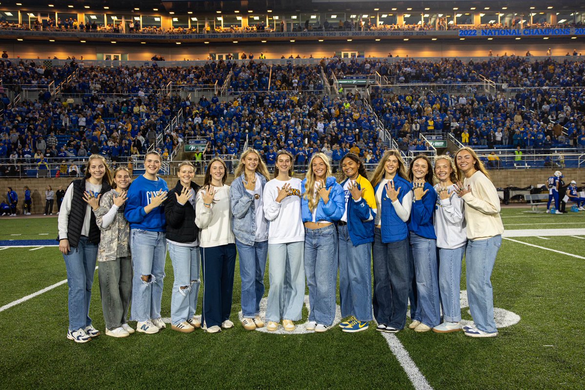 GoJacksWBB's tweet photo. Celebrated the 2026 Summit League Champs with Jackrabbit Nation! 🎉

#GoJacks 🐰 https://t.co/74N3orqmHD