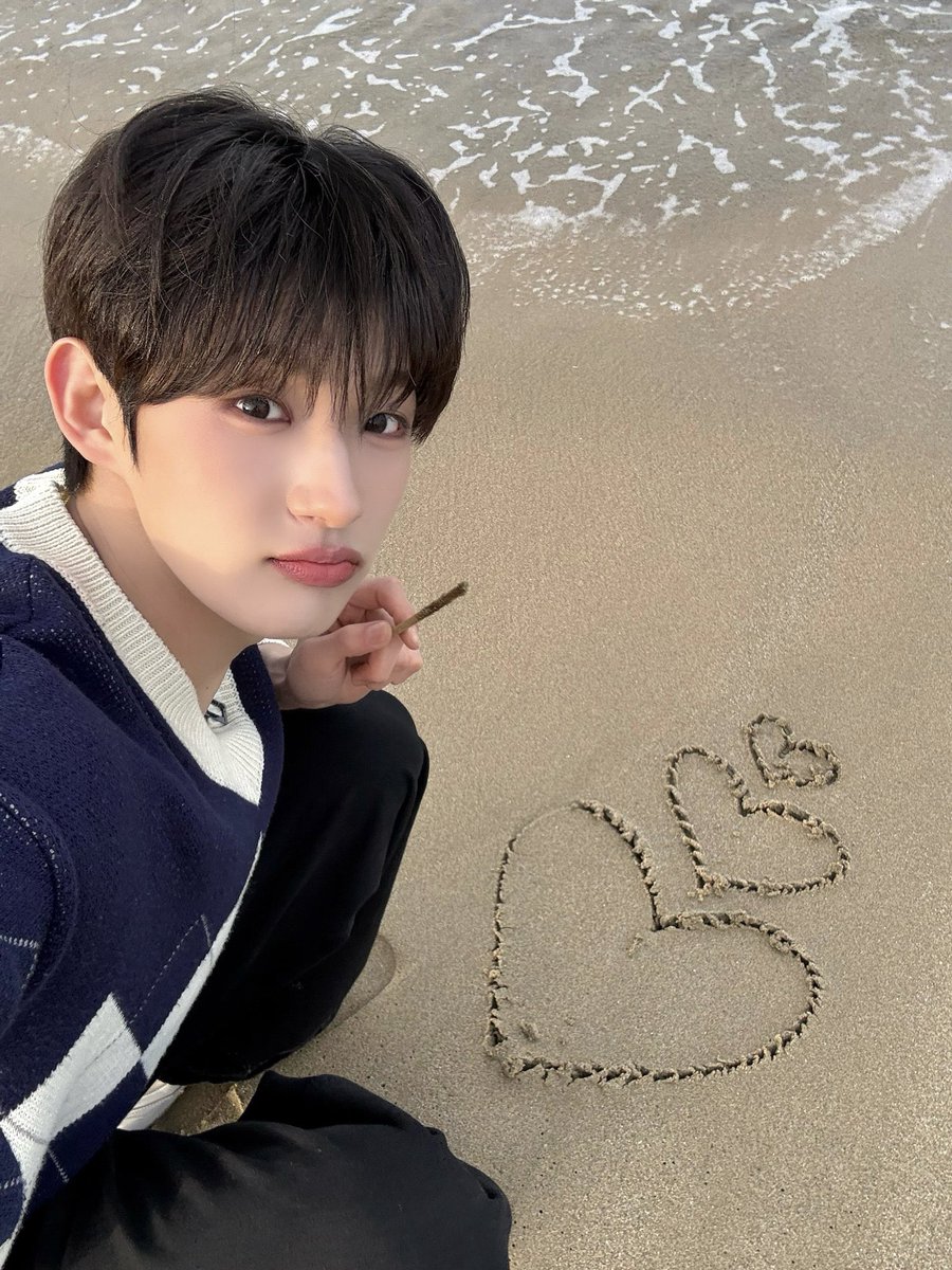 kkulki11's tweet photo. 잉잉잉잉잉잉잉잉잉……..@//@ https://t.co/SmKB5nfY59