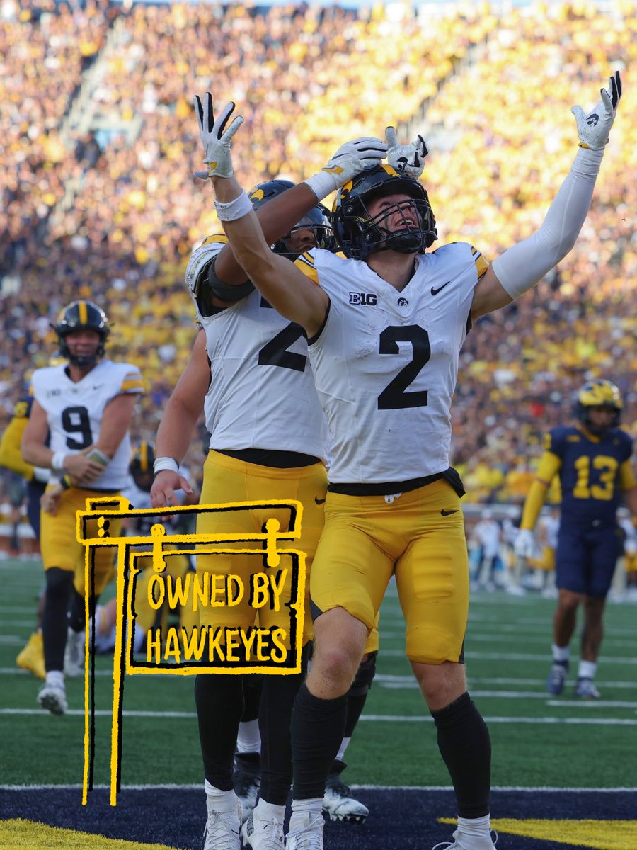 uiowa's tweet photo. Thanks for having us, Big House 🏡 https://t.co/8l0JYTmtGz