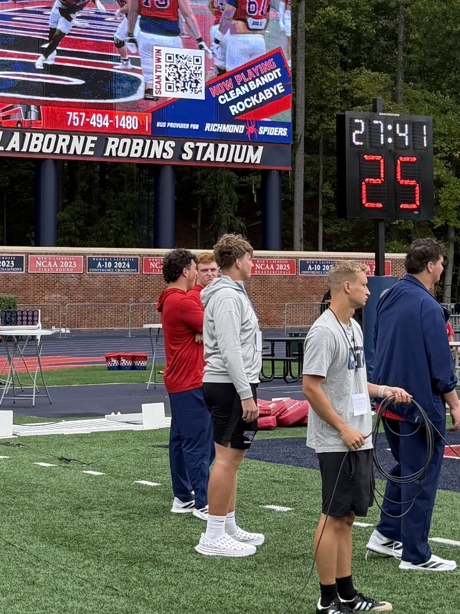 JTWilli09's tweet photo. Huge thank you to @CoachZach_  and @URSpidersFB for the game day invite, had a great time watching the Spiders compete today! #OneRichmond

@Bobcatsfballva @PWCsportsVA
@CoachHatfield1 @CoachAliSay @FATboysOLine @c4_training https://t.co/R7gXSHLPSs