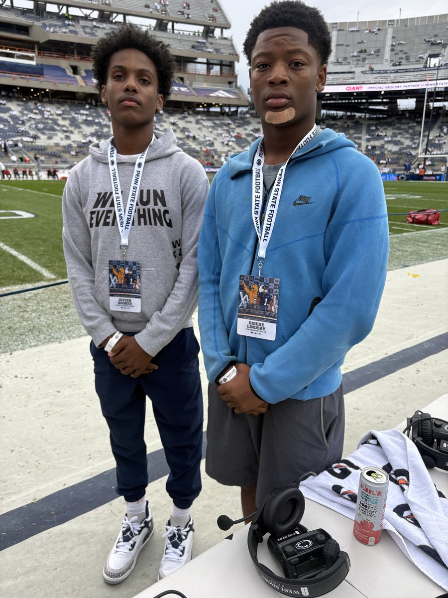 Disere_2's tweet photo. Had a great time at the Penn state game great atmosphere https://t.co/JrDGE0qUp4